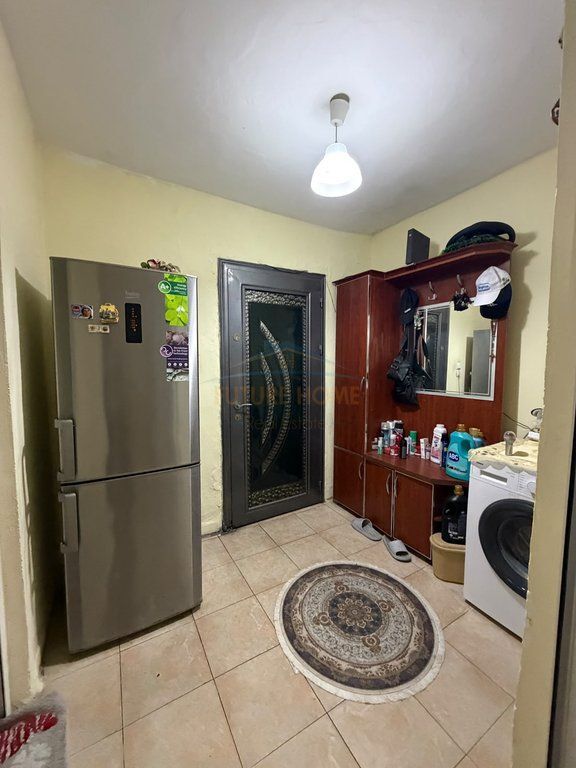 Shitet, Apartament 1+1, Ali Dem . Orange75823