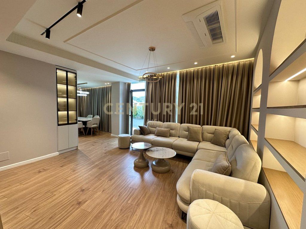 Apartament 2+1+Post Parkimi per Qira tek Liqeni i Tiranes!