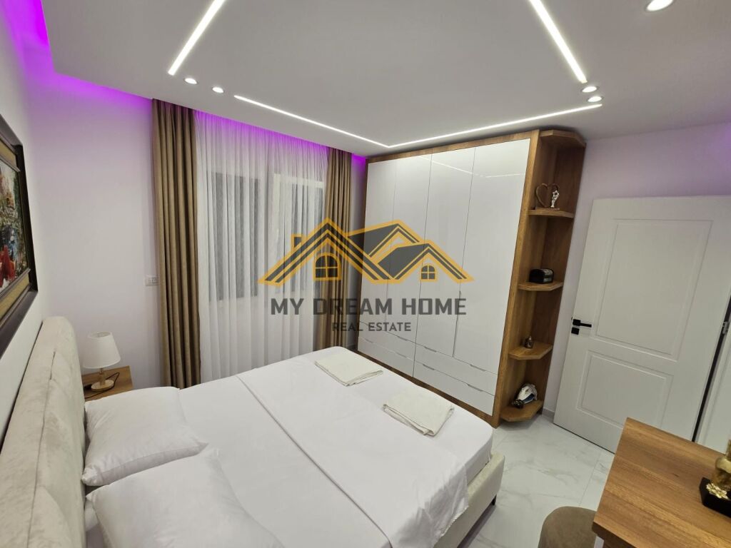 Apartament 1+1 Me Qira në Plazh Durrës!