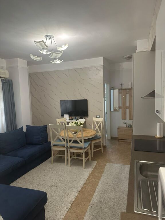 Shitet Apartament 1+1,Myslym Shyri