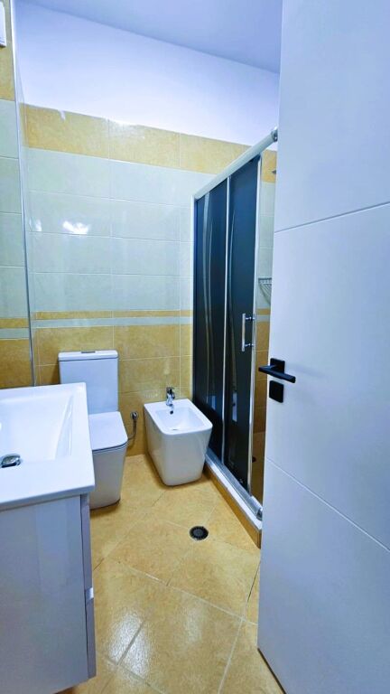 ✨ **JEPET ME QIRA APARTAMENT 2+1+2 ME POST PARKIMI 🚗**