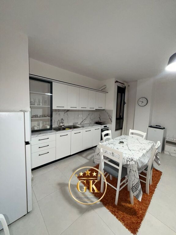 SHITET APARTAMENT 1+1 ME BALLKON ME PAMJE DETI PLAZH DURRES