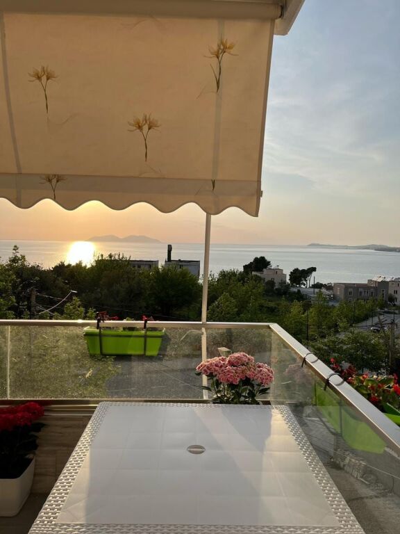 🇦🇱 JEPET APARTAMENT 1+1 ME QIRA – La Palazzine-VLORË
