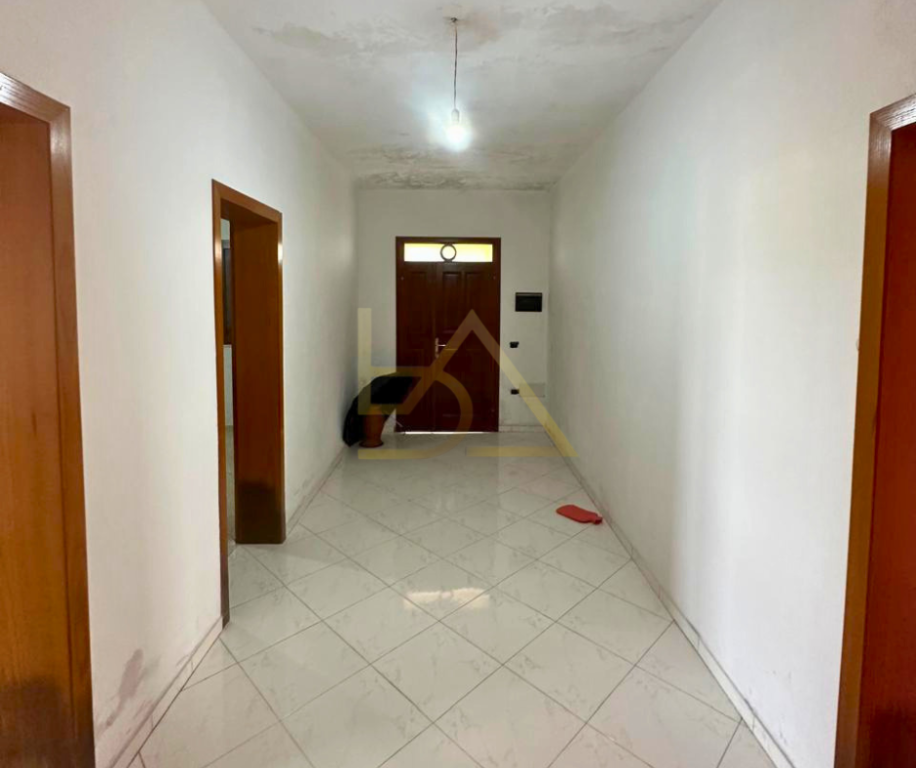 SHITET VILË 3-KATËSHE – HAMALLAJ