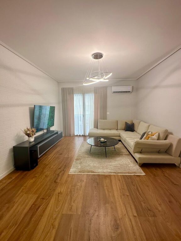 For rent long term 2+1+2