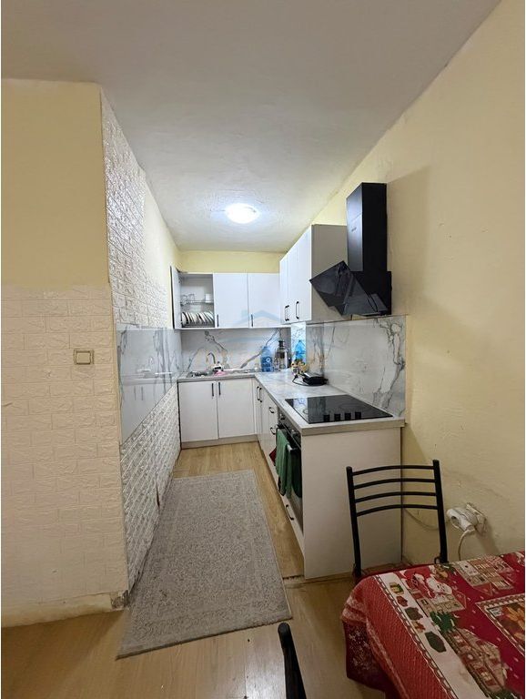 Shitet, Apartament 1+1, Ali Dem . Orange75823