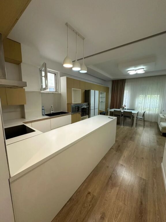 APARTMENT FOR RENT 3+1+2+2 PARKING SPACES DRY LAKE 130,000 LEKE FH-100174
