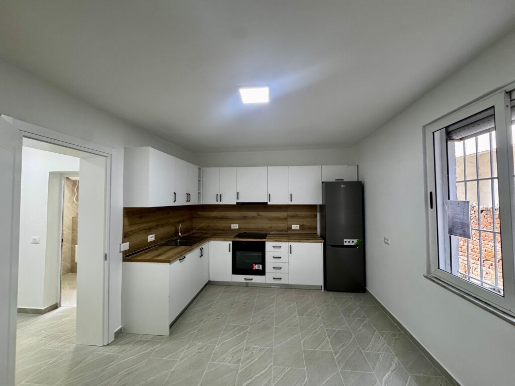 Apartament 2+1 bosh ne Myslym Shyr