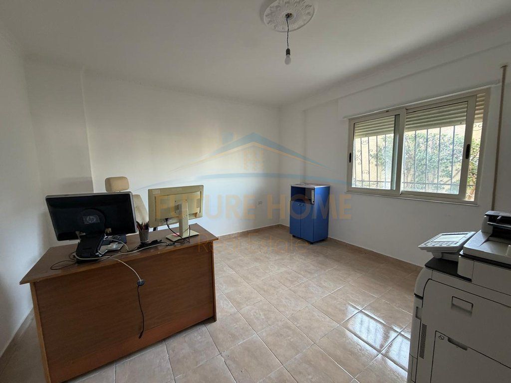 Shitet, Apartament 2+1, Vila Zogut, Durres 110,000 €