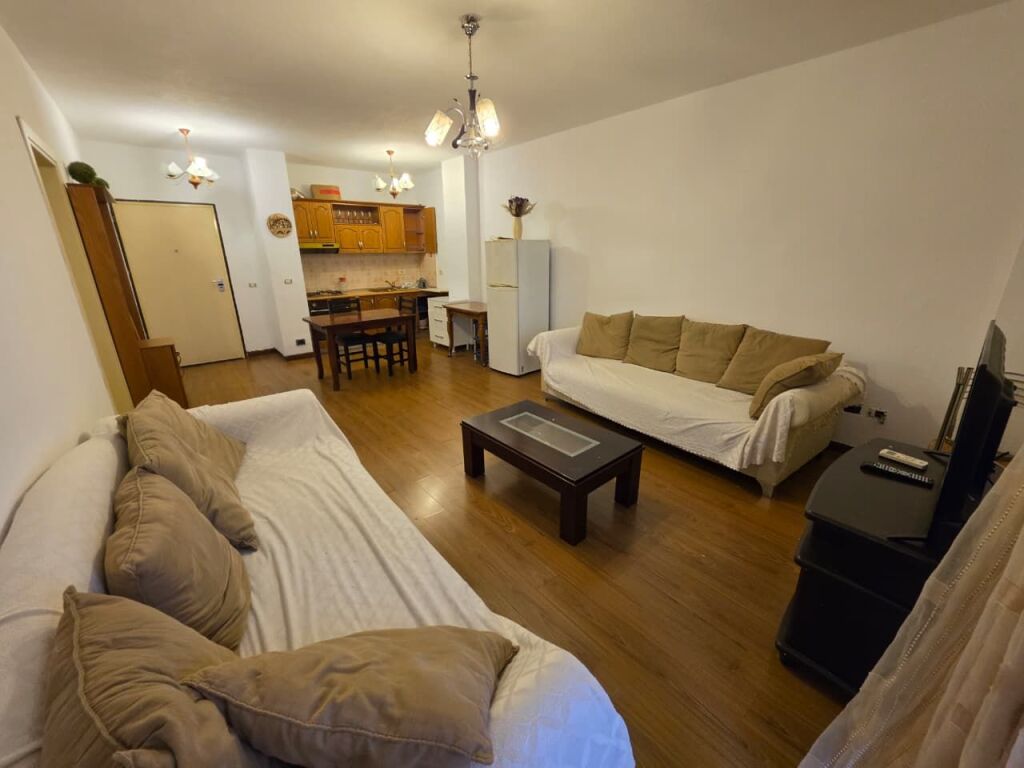 🏡 1+1 APARTMENT FOR RENT IN ALI DEMI!  📍 Location: Ali Demi, Tirana💰 Price: 40,000 Lek/Month