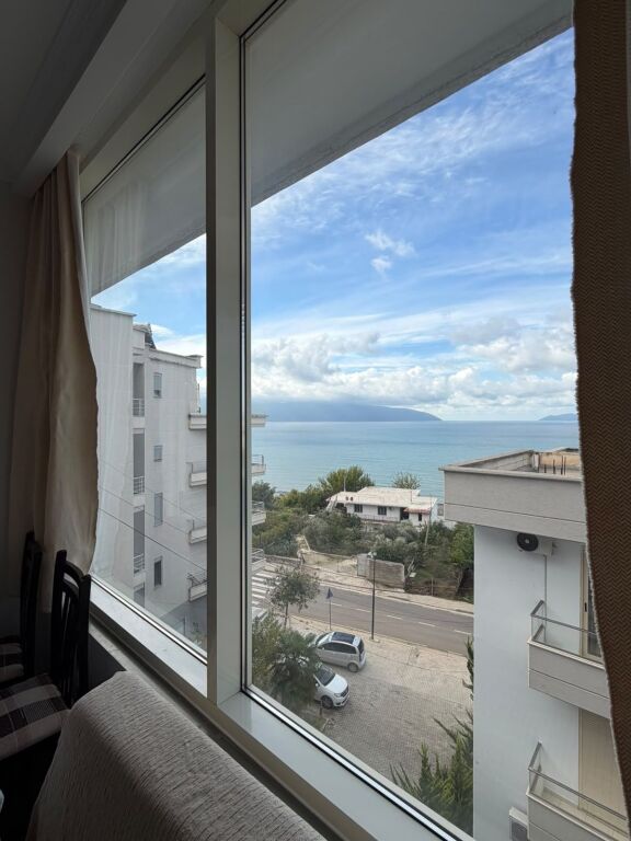🏡🌊 QIRA AFATGJATË – APARTAMENT 2+1 NË VLORË! 🌊