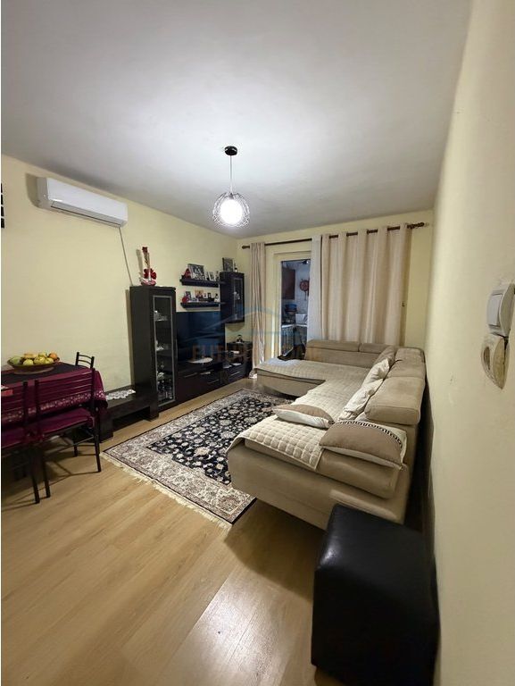 Shitet, Apartament 1+1, Ali Dem . Orange75823