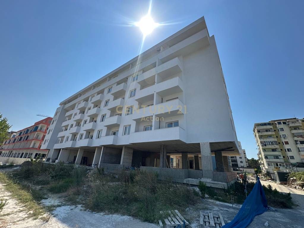 🏢 SHITET – 270 m² GARAZH / AMBIENT INVESTIMI 230,000 €