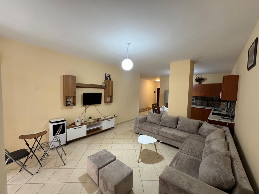 APARTAMENT 1+1 ME QERA PLAZH ILIRIA