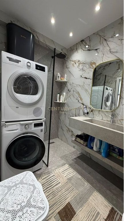 SHITET APARTAMENT ME PAMJE DETI, 2+1+2 TUALETE VILA E ZOGUT, DURRES !