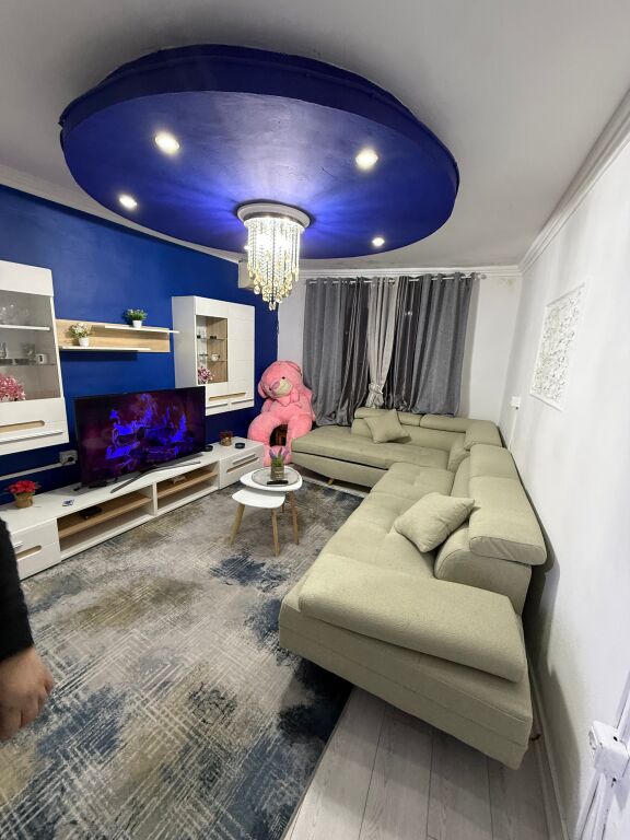 Nuovo Bazar , appartamento 1+1 in affitto 43.000 lek