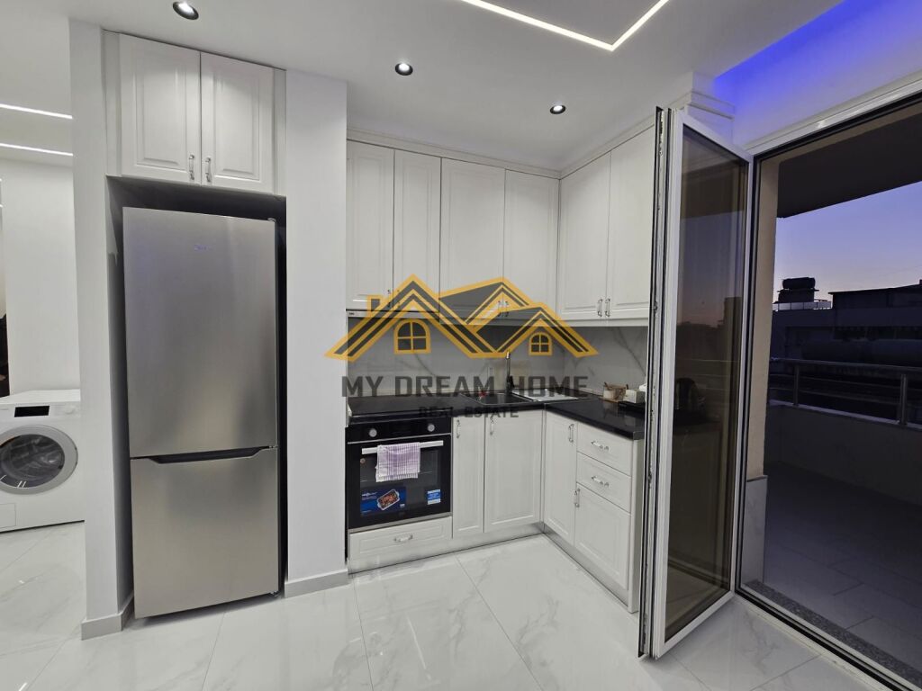 Apartament 1+1 Me Qira në Plazh Durrës!