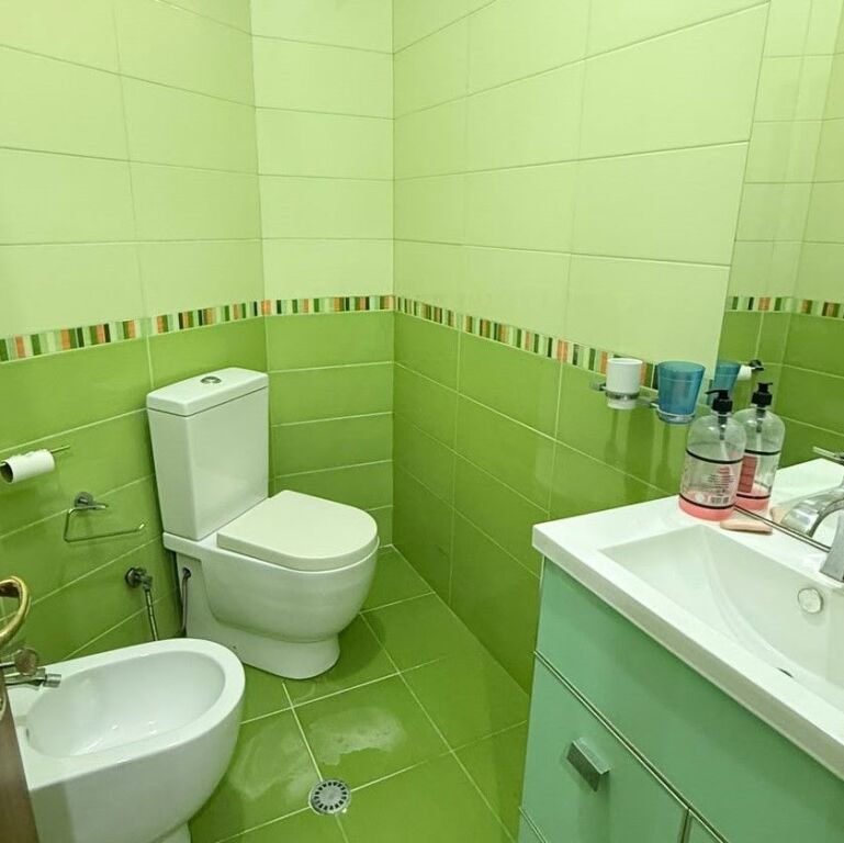 🏡 JEPET ME QIRA APARTAMENT 3+1 – RRUGA E KAVAJËS