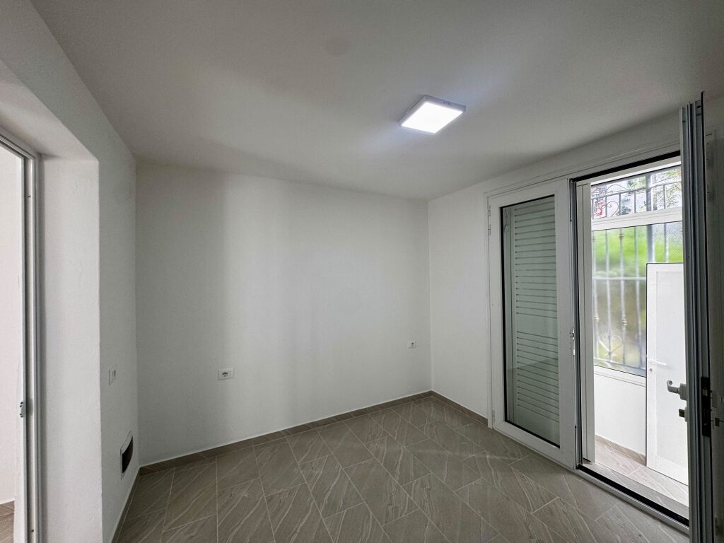 Apartament 2+1 bosh ne Myslym Shyr
