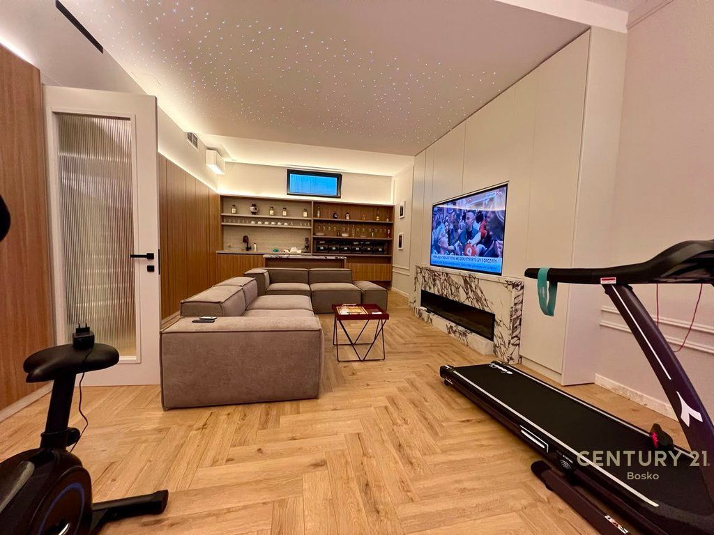Super Vilë për Qira në Farkë – Roses Residence