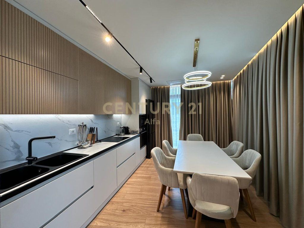 Apartament 2+1+Post Parkimi per Qira tek Liqeni i Tiranes!