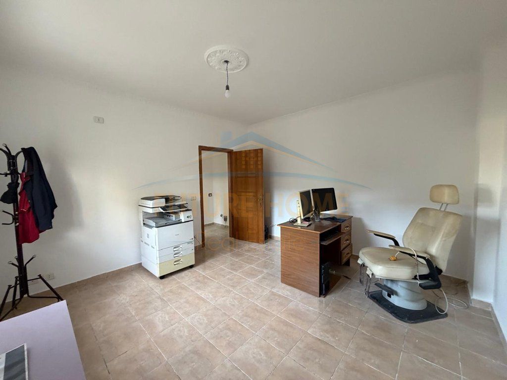 Shitet, Apartament 2+1, Vila Zogut, Durres 110,000 €