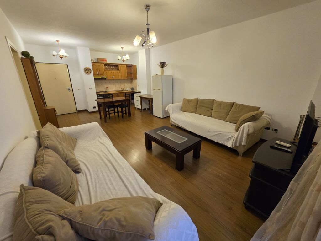 📣 QERA Apartament 1+1 📍 Ali Demi, Prane Tregut Te Ri Elektrik ✨
