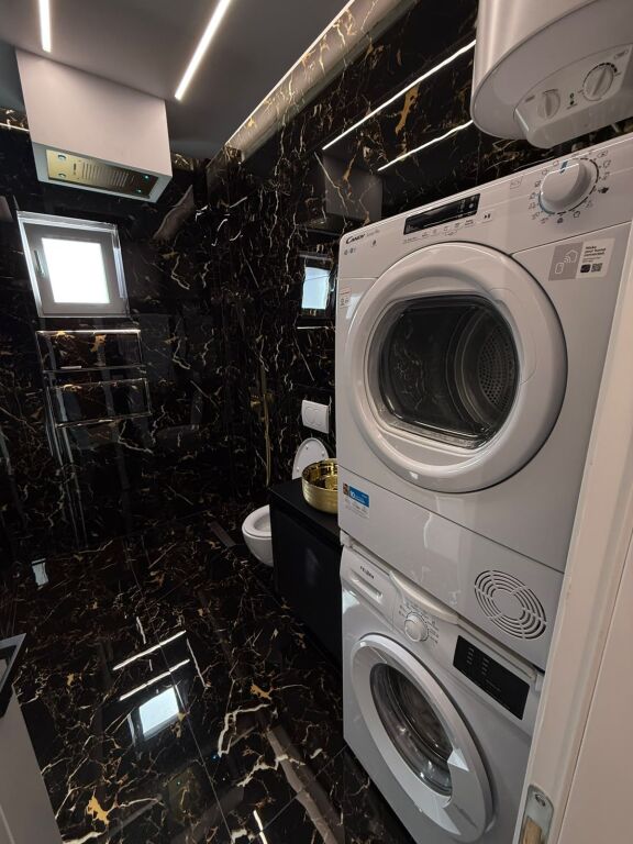 Apartament 1+1 me Qira Myslym Shyri Tirane