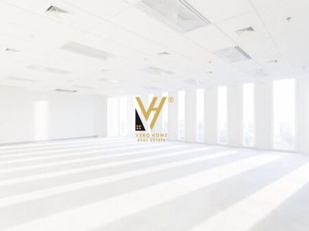 SHITET AMBIENT KOMERCIAL 100 M2 NE QENDER 1.005.000 EURO