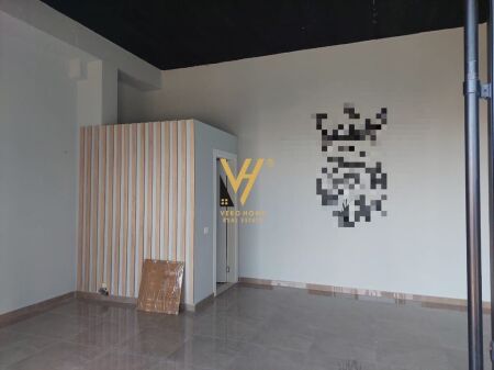 JEPET AMBJENT BIZNESI 36 M2 ME QERA NE SELITE 35.000 LEKE