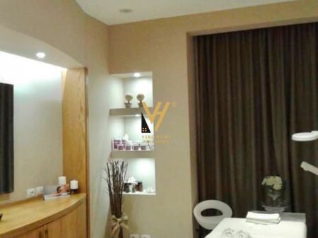 BUSINESS SPACE OF 73 M2 FOR RENT NEAR THE BOTANICAL GARDEN 500 EURO