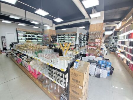 IN VENDITA SPAZIO COMMERCIALE 413 M2 NEL COMUNE DI PARIGI 1.600.000 EURO