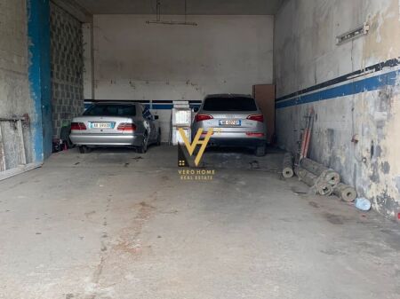 JEPET AMBIENT BIZNESI 100M2 ME QERA NE KOMBINAT 70.000 LEKE