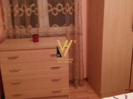 JEPET APARTAMENT 1+1+BALLKON ME QERA TE RRUGA E ELBASANIT 450 EURO