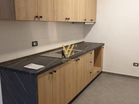 JEPET APARTAMENT 2+1+BALLKON ME QERA BOSH TE FRESKU 400 EURO
