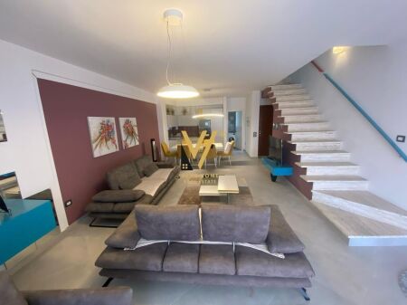 JEPET APARTAMENT 3+1+2 ME QERA TE KODRA DIELLIT 1 1.200 EURO