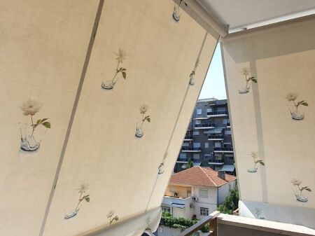 Jepet me qera apartament 1+1 tek 21 Dhjetori 555 euro