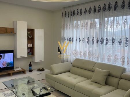 JEPET APARTAMENT 1+1 ME QERA TE RRUGA E KOSOVAREVE 900 EURO