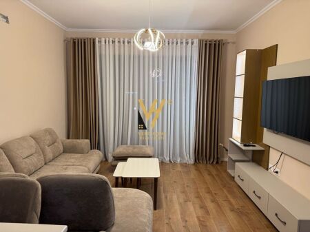 JEPET APARTAMENT 2+1+BLK ME QERA TE FARMACIA 10 700 EURO