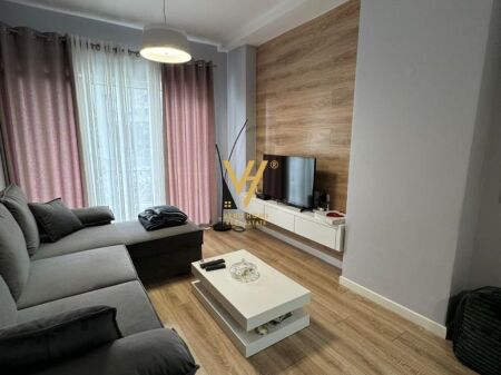 JEPET APARTAMENT 1+1+BLK ME QERA TE KODRA E DIELLIT 2 700 EURO