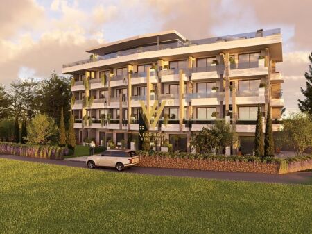 SHITET HOTEL 4 KATESH I PERFUNDUAR NE POTAM, HIMARE 6.500.000 EURO