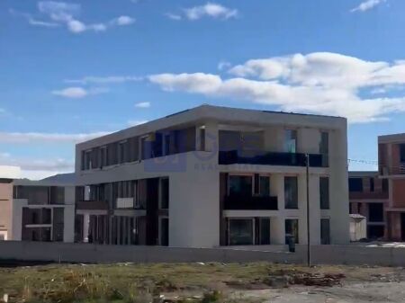 For sale: 2+1+2+ apartment at Tulipan Residence, Mjull-Bathore.