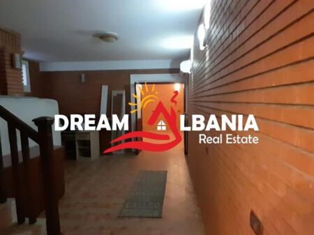 Villa for rent at Komuna e Parisit (ID 4251285)