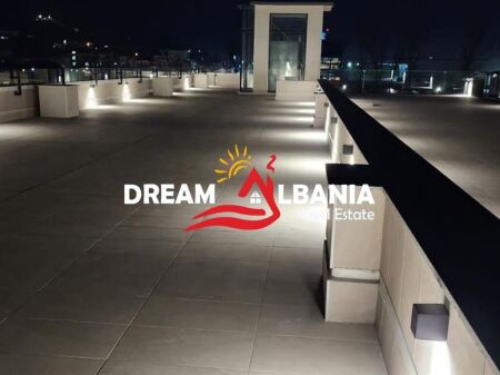 Affitto di Ufficio Multifunzionale a Mezez, Tirana (ID 4281281)
