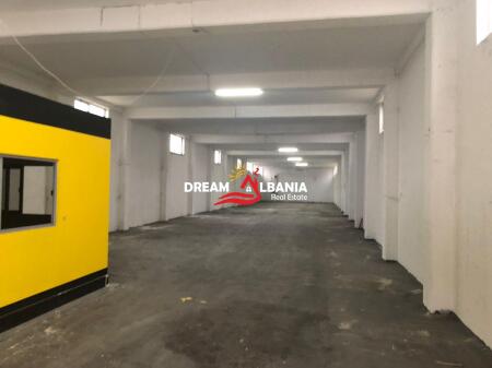 Magazzino in affitto sull'Autostrada Tirana-Durazzo vicino al QTU (ID 4281282)