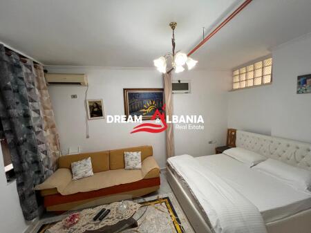 Studio apartment for sale at Zogu I Boulevard in Tirana (ID 4101877)