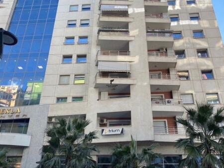 UFFICIO IN AFFITTO 144 M2 BLOCCO 2.200 EURO