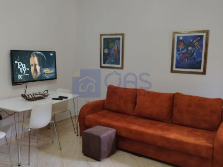 Apartament 1+1 për qira në 21 Dhjetor