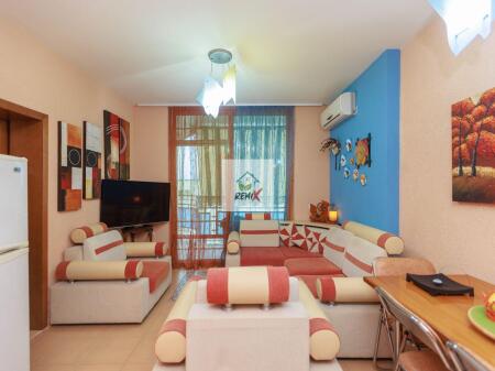 SHITET SUPER APARTAMENT 3+1+2 ME PAMJE DETI NE PLAZHIN GOLEMIT