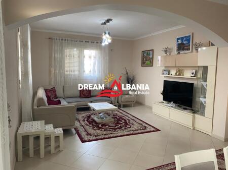 Villa in affitto Mjull Bathore, di fronte al centro commerciale TEG, a Tirana (ID 4251127)